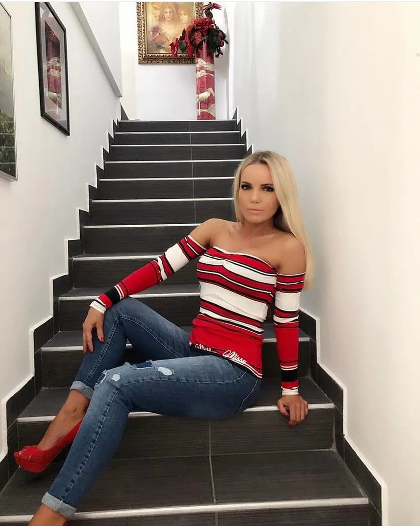MissQ Off Shoulder Stripped Top