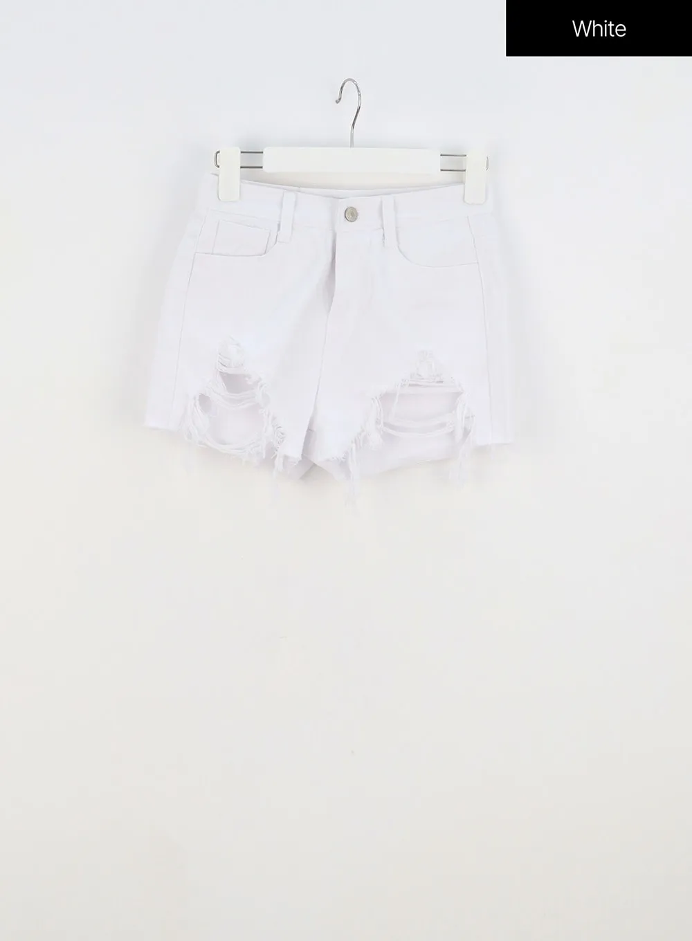 Slim Fit Ripped Shorts BY303