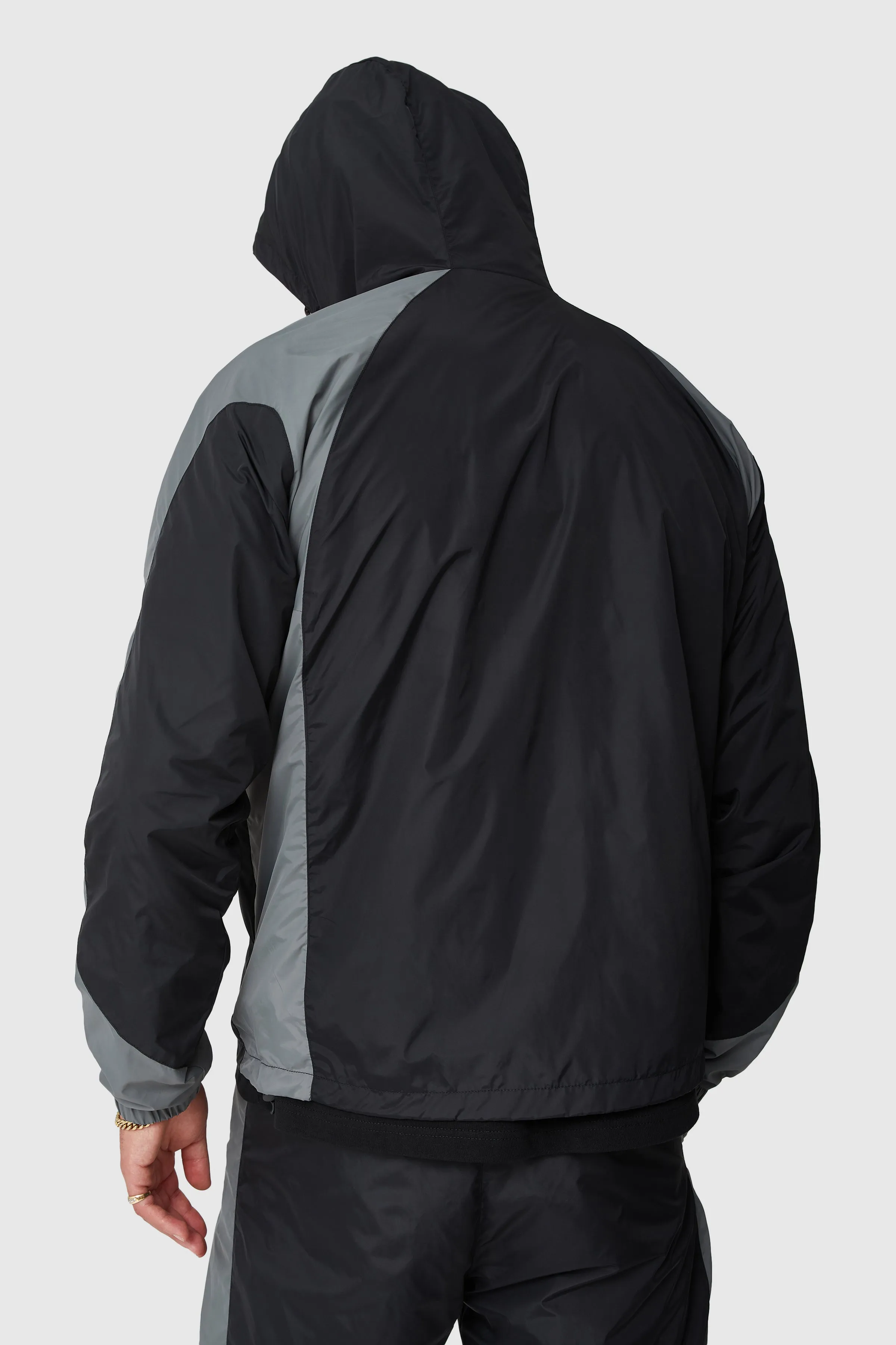 ZONE WINDBREAKER - BLACK